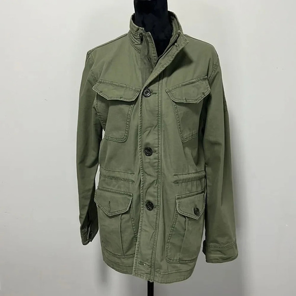 Abercrombie and Fitch || Women’s Forest Green Utility Jackets With 4 pockets  S - Picture 2 of 8